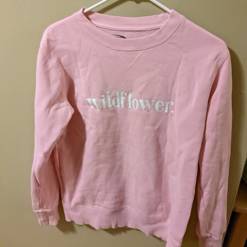 pastel pink pullover sweater, wildflower hand painted on the front, womens small